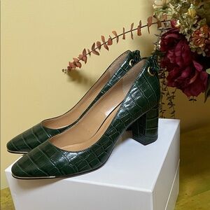 NWOT TALBOTS KELSIE tie detail SHOES